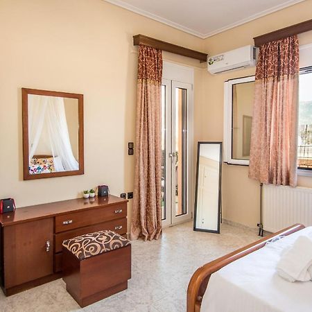 Stefanos House Apartment อาร์กอสโตลี ภายนอก รูปภาพ