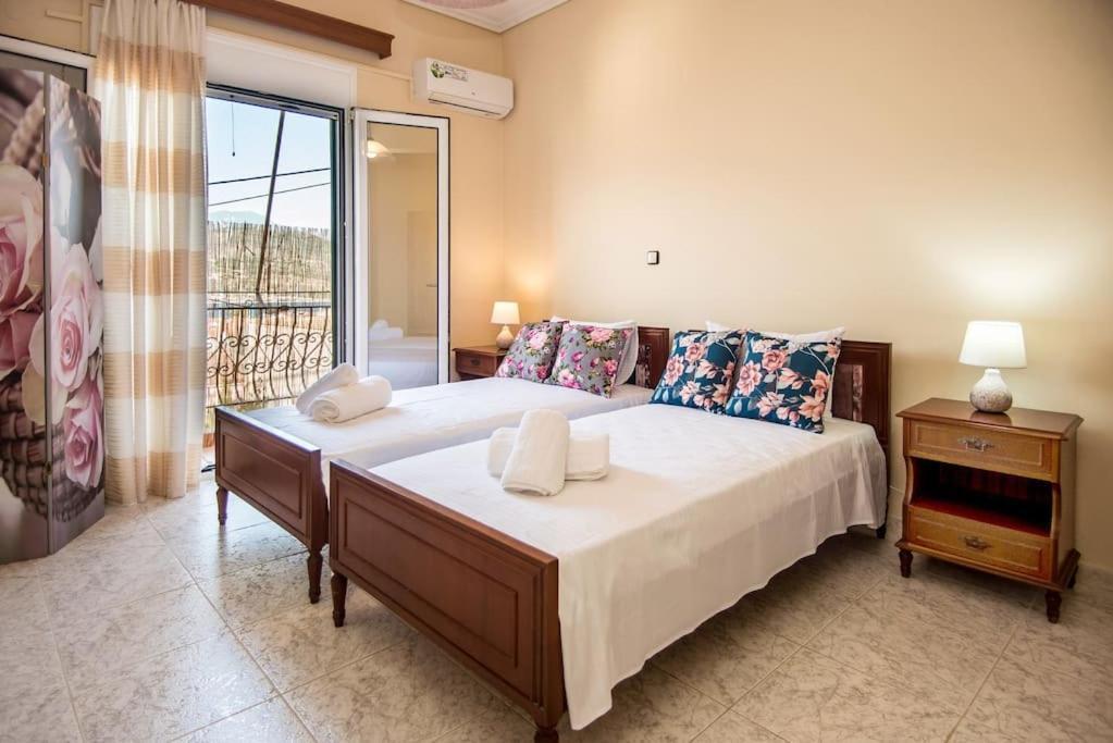 Stefanos House Apartment อาร์กอสโตลี ภายนอก รูปภาพ